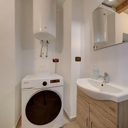 -quadrilatero- Consolata's Loft Daire