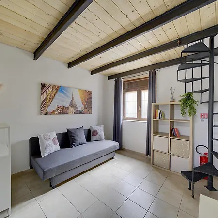 -quadrilatero- Consolata's Loft 아파트